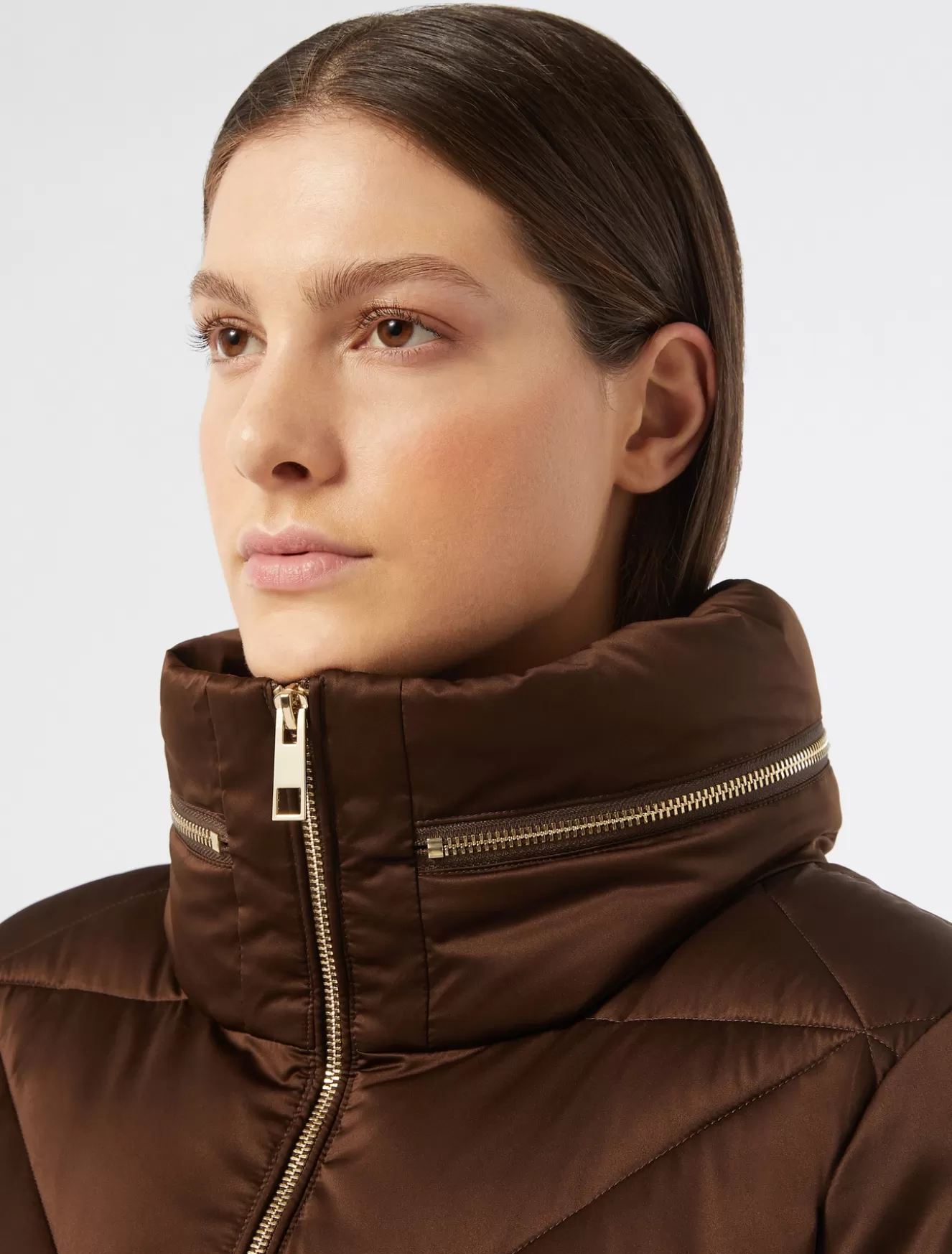 Daunenjacken | Daunenjacken<Marina Rinaldi Kurze Daunenjacke aus wasserabweisendem Satin SCHOKOLADE