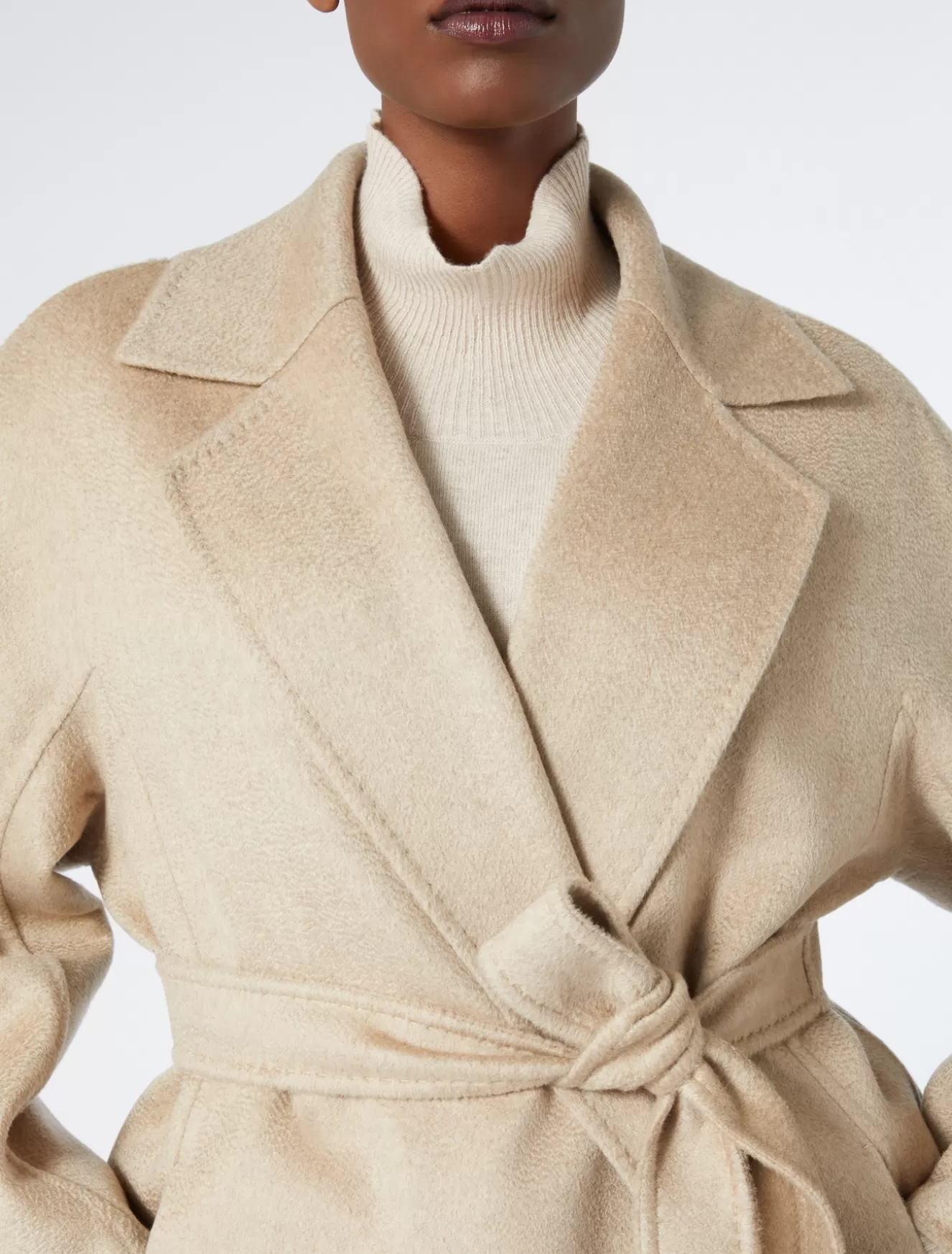 Mäntel & Trenchcoats | Mäntel & Trenchcoats<Marina Rinaldi Mantel aus reinem, doppeltem Kaschmirgewebe HASELNUSS